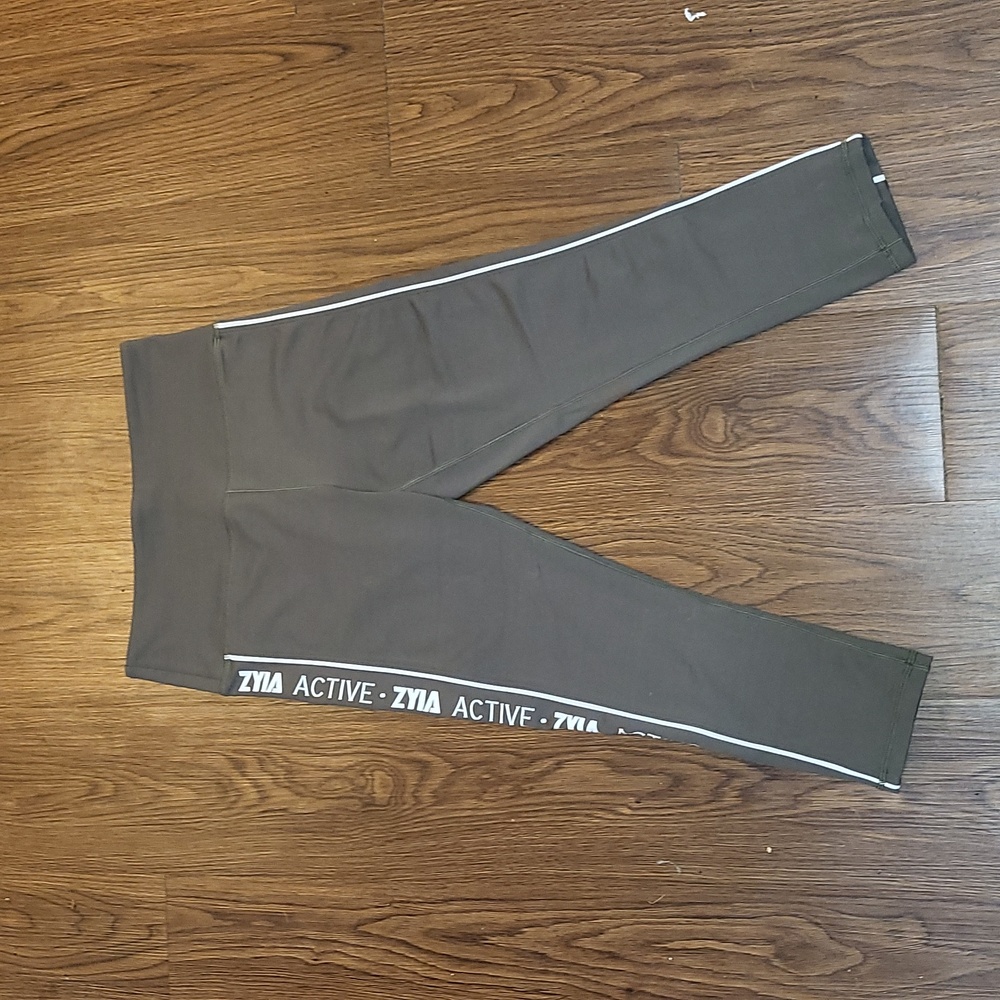 Zyia dark olive green logo leggings